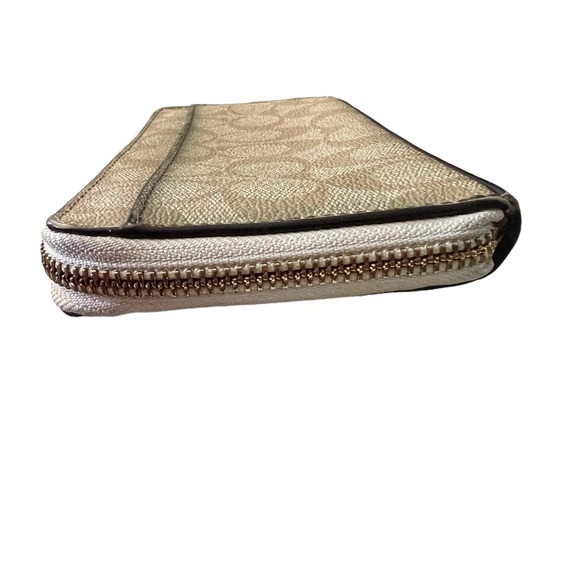 Coach Signature Zip Around Wallet - Picture 5 of 13